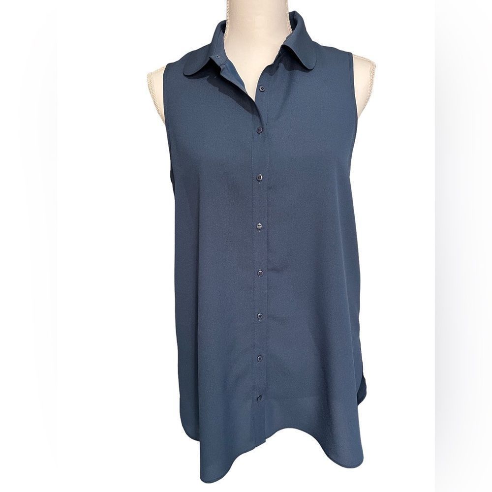 MM COUTURE BLUE SLEEVELESS BLOUSE SIZE MEDIUM